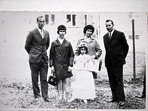 Zdjęcia rodzinne Ewy Bożętki z domu Szczur. Lata 60'-te i 70'-te ub. wieku.
